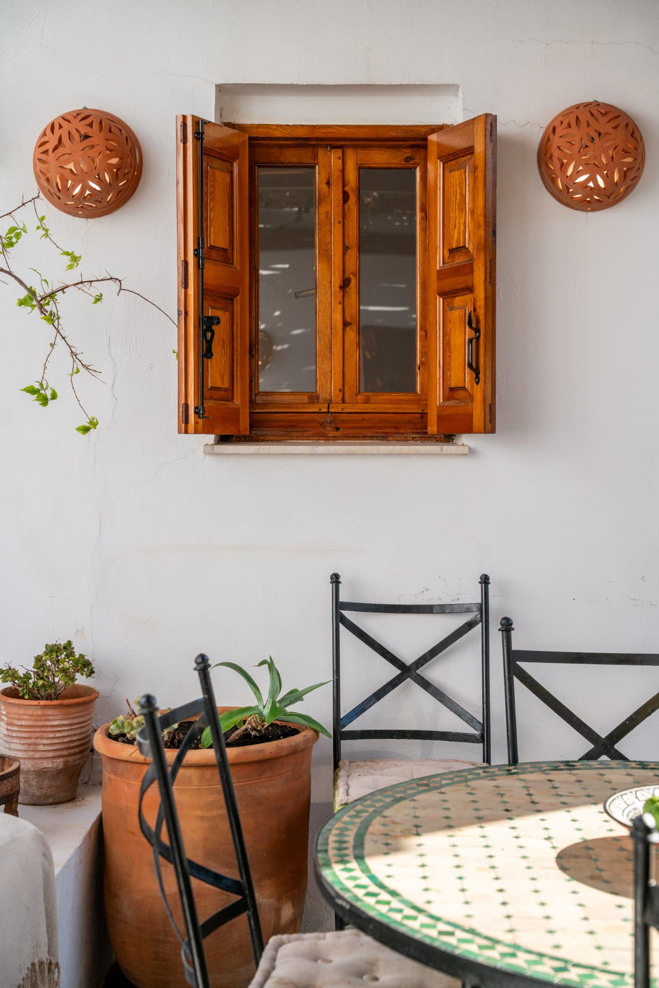 Shared outdoor spaces — Villa Vasoula Lindos